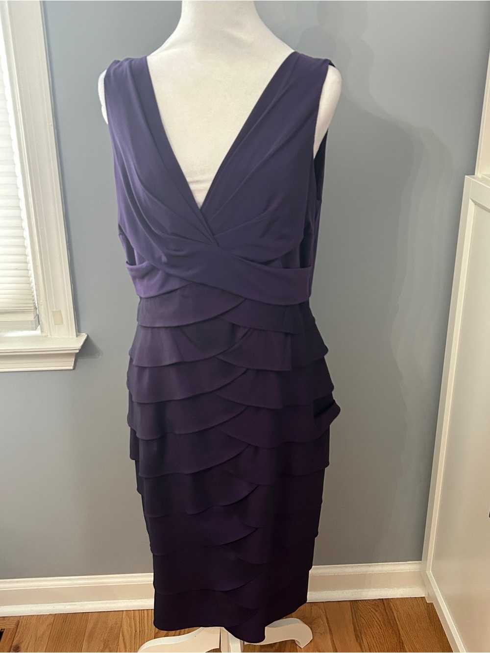 Adrianna Papell Purple Cocktail Dress Tiered Iridescent Ruffle Skirt Size 12